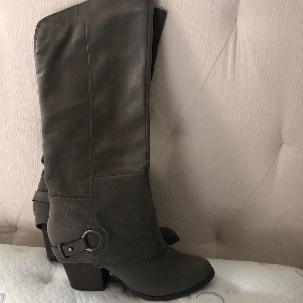 women’s boots